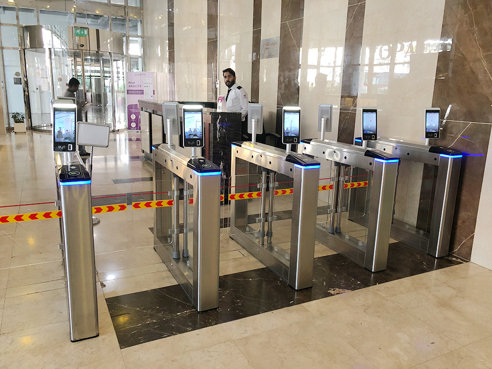 Dubai-AKT326+-facial-recognition